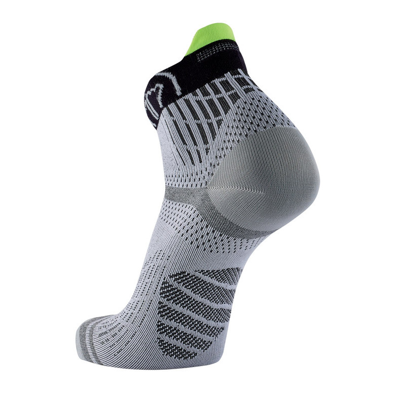 UYN COMPRESSION FLY CHAUSSETTES DE RUNNING HOMME PEARL GREY / GREY